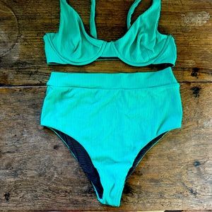 ACACIA Geneva Top XL and Solento Bottom Large teal ribbed